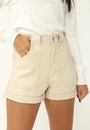 Short Couro Sintético Barra Virada