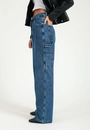 Calça Jeans Reta Recorte Bolso