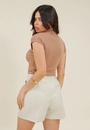 Short Com Prega Em PU