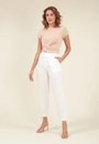 Calça Cenoura Alfaiataria Em Viscose Twill Com Pregas