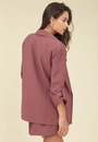 Blazer Em Alfaiataria Com Martingale Na Manga
