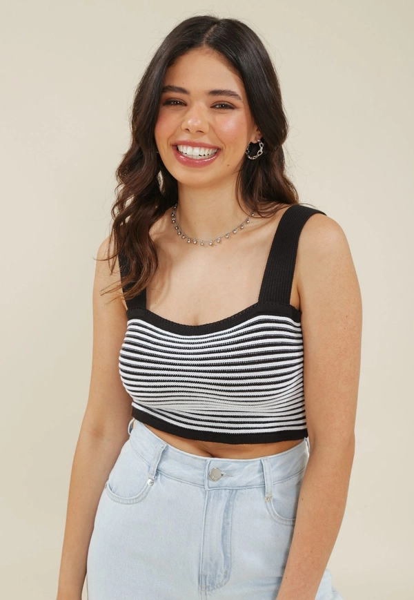 Cropped Alca Listrado Em Trico