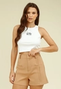 Short Em Crepe Alfaiataria Recorte Frontal