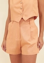 Short Linho Com Prega E Bolso Faca
