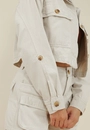 Jaqueta Cropped Sarja Bolso Manga Com Martingale