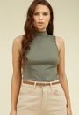 Blusa Ribana Sem Manga Básica Gola Alta