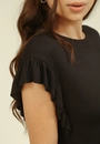 Blusa Malha Texturizada Manga Curta Babado