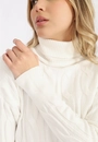 Blusa Tricô Trança Gola Alta