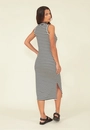 Vestido Midi Listrado Em Ribana Sem Manga Gola Alta