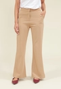 Calça Flare Em Alfaiataria