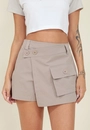 Short Saia Em Alfaiataria Sarja Com Bolso Frontal