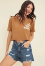 Short Jeans Com Puidos E Rasgos