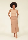 Saia Midi Em Alfaiataria Viscose Twill Com Fenda E Bolsos Laterais