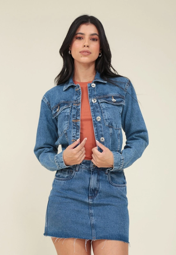 Jaqueta Jeans Com Recorte E Bolso Frontal