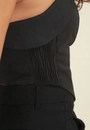 Cropped Decote Reto Em Alfaiataria Sarja Zíper Frontal
