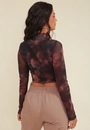 Blusa Tule Manga Longa Gola Alta Puxador Estampa Cacau