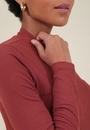Blusa Canelada Manga Longa Gola Alta