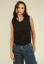 Blusa Malha Sem Manga Abertura Lateral