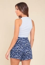 Short Saia Em Viscose Com Franzido Lateral Estampa Aurora