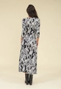 Vestido Midi Malha Manga 7/8 Decote Transpassado Estampa Bicolor