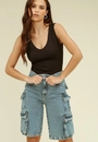 Bermuda Jeans Com Bolsos Cargo