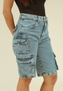 Bermuda Jeans Com Bolsos Cargo