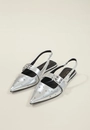 Sapatilha Slingback Bico Fino Com Tachas
