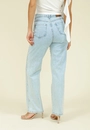 Calça Jeans Reta Com Aplicação Strass