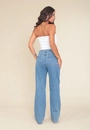 Calça Jeans Reta Com Aplicação De Strass Bolso