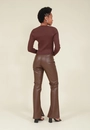 Calça Flare Em Pu Com Fenda Lateral