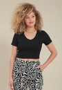 Blusa Cropped Malha Canelada Manga Curta E Decote V