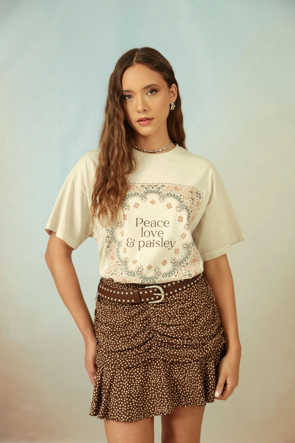 T-Shirt Oversized Em Meia Malha Estonada Paisley