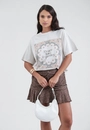 T-Shirt Oversized Em Meia Malha Estonada Paisley