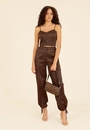 Blusa Cropped Em Tecido Acetinado Alça Com Recorte