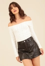 Shorts Saia Em Pu Com Bolsos