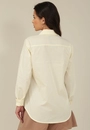 Camisa Em Tricoline Com Bolsos Barra Arredondada