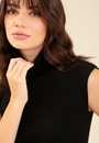 Vestido Midi Em Tricô Sem Manga Gola Alta