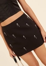 Saia Curta Em Alfaitaria Com Apliques Strass