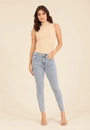 Calça Em Jeans Skinny Com Lycra