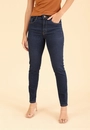 Calça Em Jeans Skinny Com Lycra
