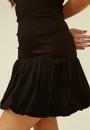 Vestido Curto Balonê Com Decote Reto