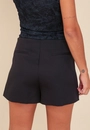 Short Saia Transpasse Frontal Em Alfaiataria
