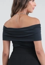Blusa Em Malha Decote Ombro A Ombro