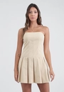 Vestido Curto Decote Reto Com Pregas