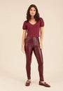 Blusa Malha Texturizada Manga Curta Decote V