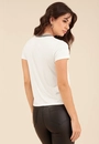 Blusa Em Malha Manga Curta Gola Retilínea