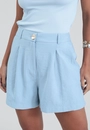 Short Em Alfaiataria Com Pregas E Bolso