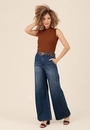Blusa Sem Manga Com Gola Alta Em Malha Canelada