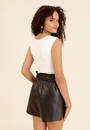 Short Clochard Em Pu Com Cinto