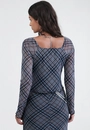 Blusa Manga Longa Com Recorte No Busto Em Tule Xadrez